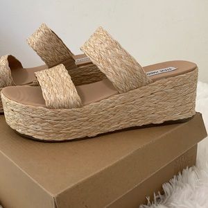 Steve Madden wedges 10